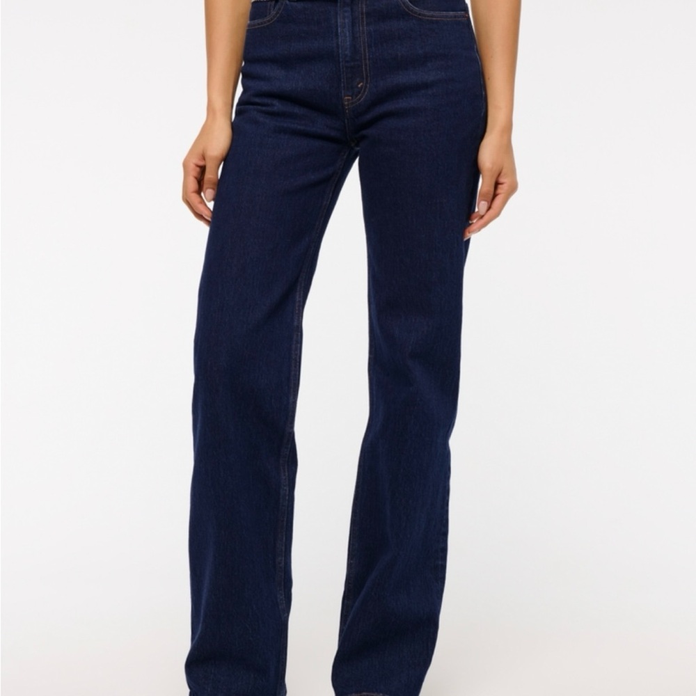 NWT Abercrombie Dark Wash 90s Relaxed Jean High Rise Curve Love 4SHORT